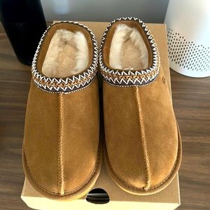 Ugg Chestnut Women’s Tasman slipper